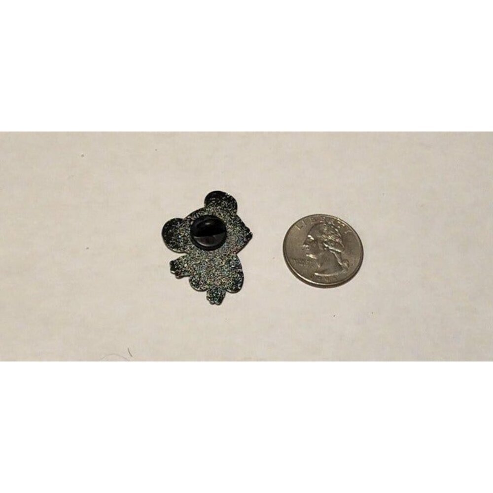 Teddiursa Brooch Enamel Pin - Adorable Pokémon Collectible - Picture 5 of 5